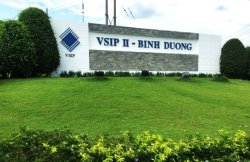 THI CÔNG SÀN NÂNG KỸ THUẬT HPL KCN VISIP II- BÌNH DƯƠNG
